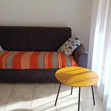 Appartement T2 Meuble Classe - Secteur Petite Provence 艾美丽·莱斯·班恩斯·帕尔 外观 照片