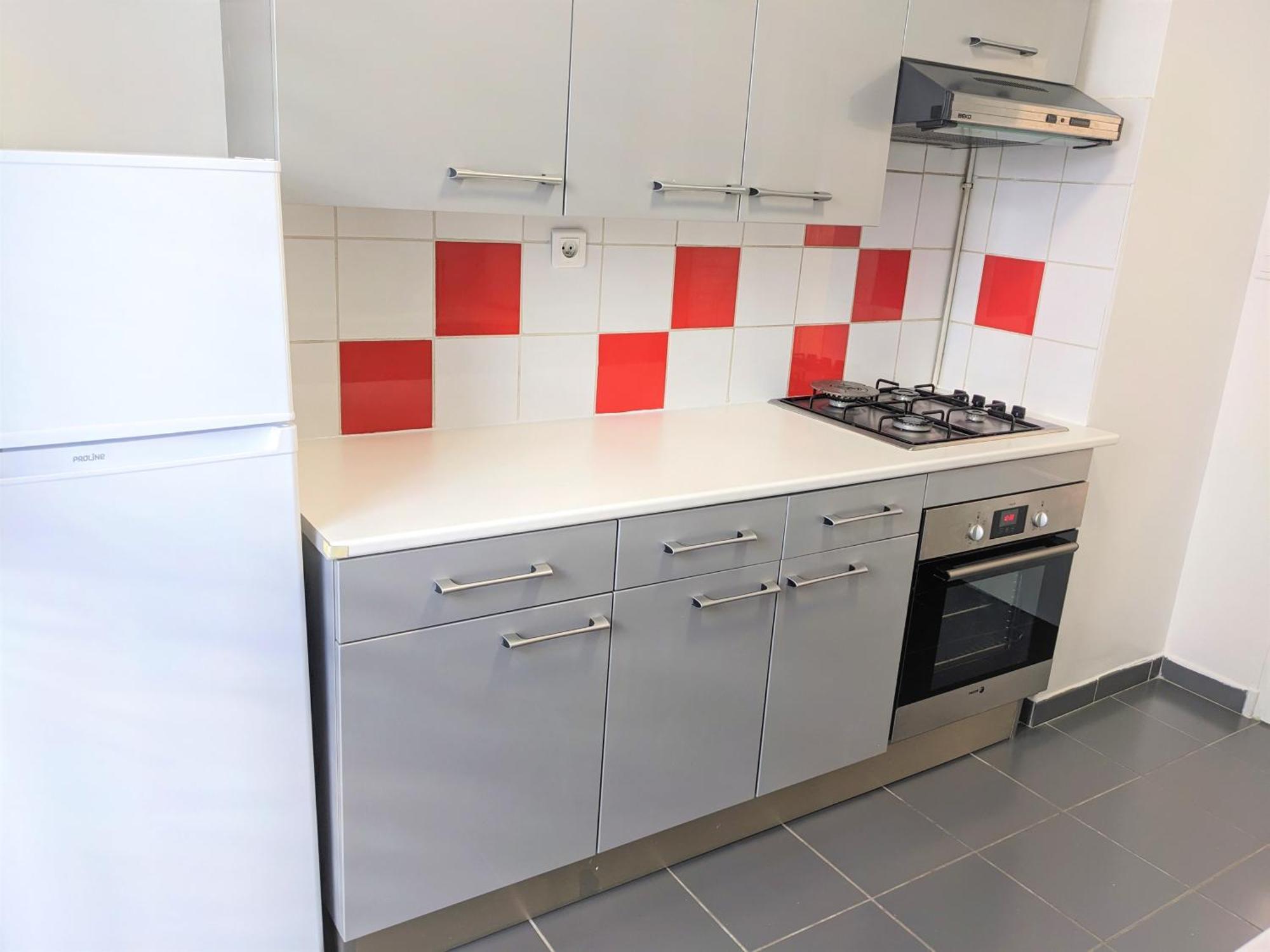 Appartement T2 Meuble Classe - Secteur Petite Provence 艾美丽·莱斯·班恩斯·帕尔 外观 照片