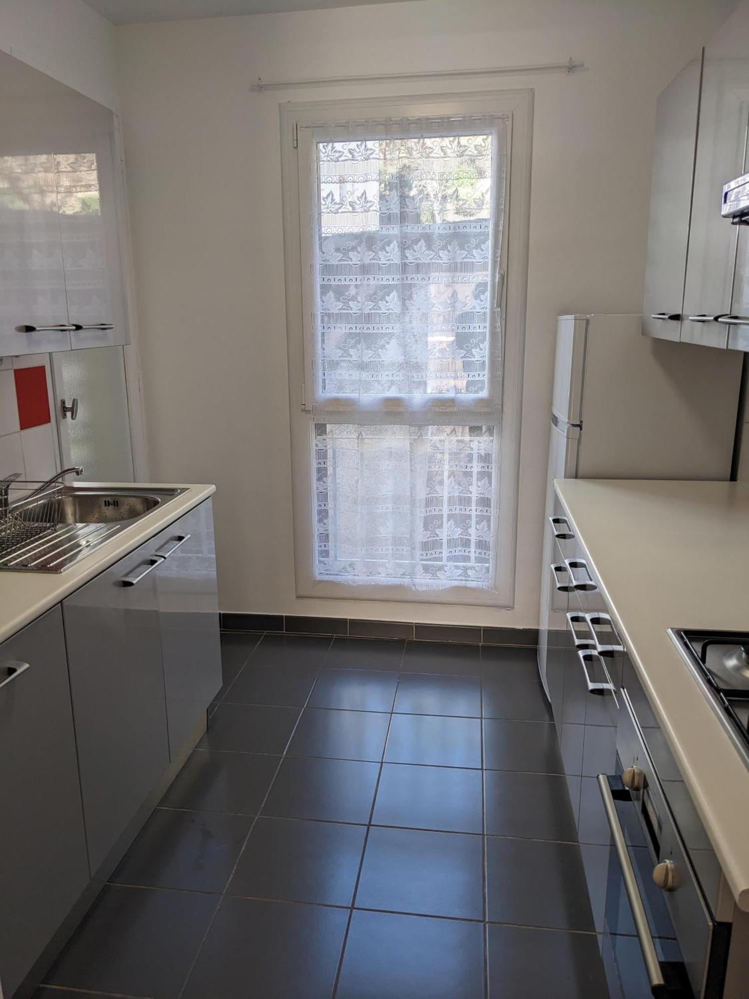 Appartement T2 Meuble Classe - Secteur Petite Provence 艾美丽·莱斯·班恩斯·帕尔 外观 照片