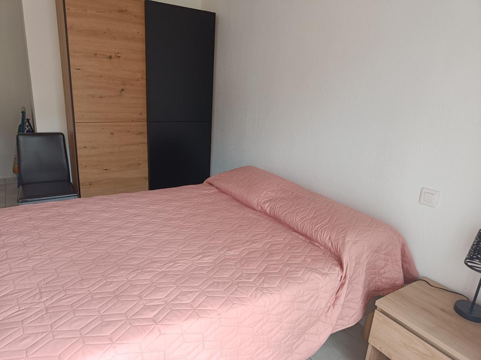 Appartement T2 Meuble Classe - Secteur Petite Provence 艾美丽·莱斯·班恩斯·帕尔 外观 照片