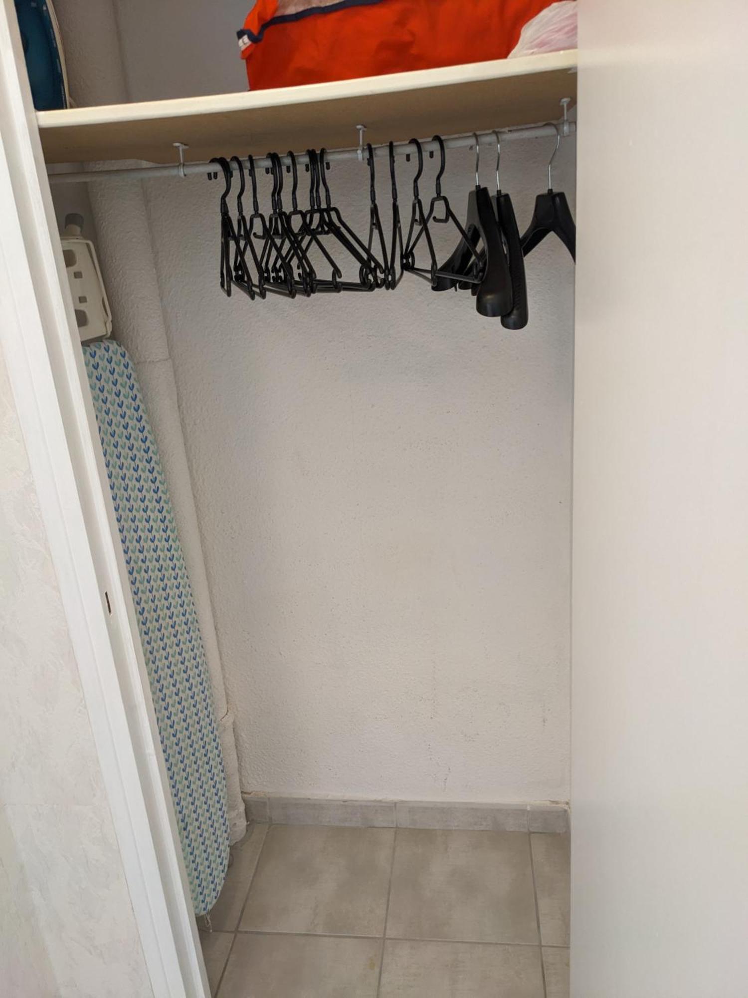 Appartement T2 Meuble Classe - Secteur Petite Provence 艾美丽·莱斯·班恩斯·帕尔 外观 照片